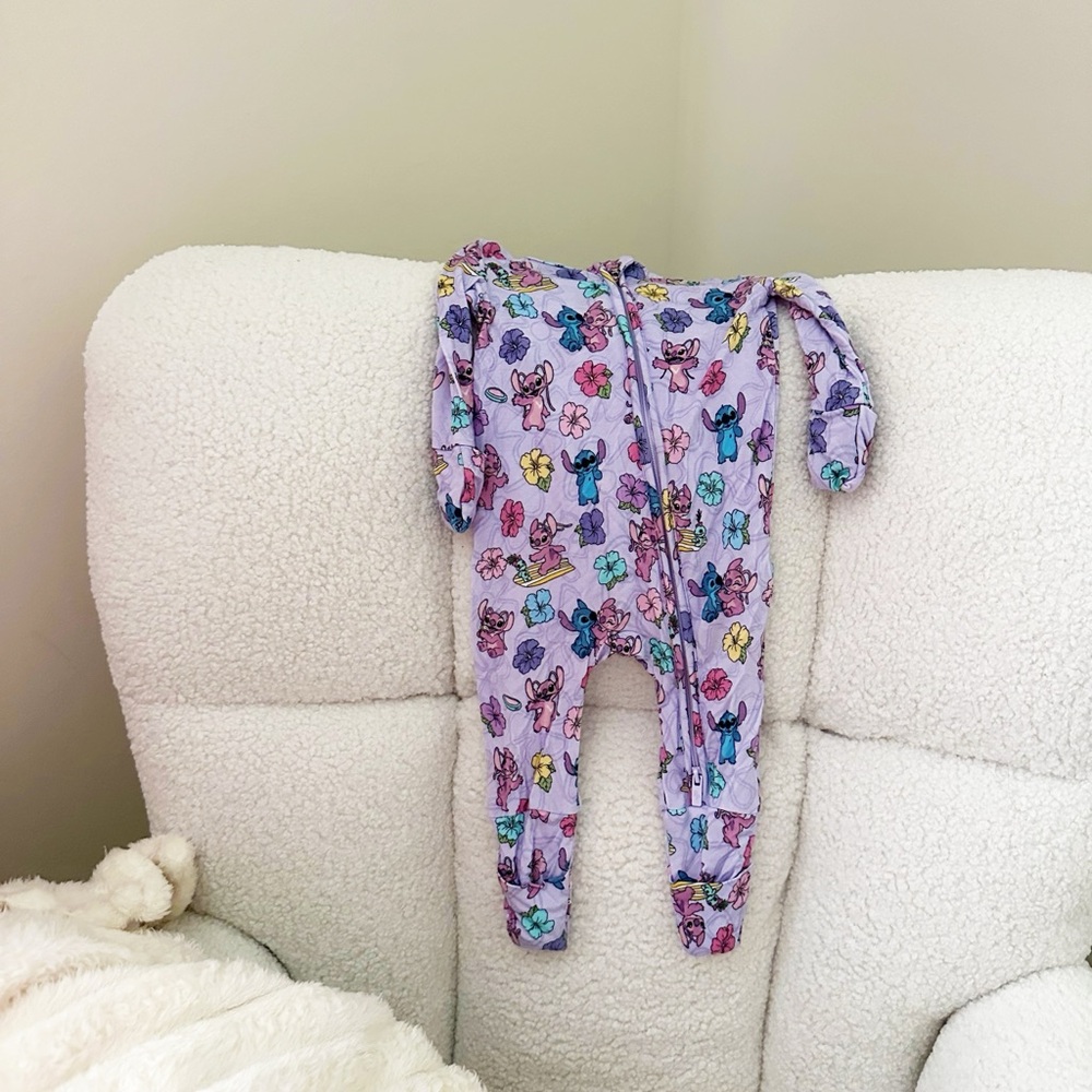 Posh Peanut Disney Angel + Stitch Zippy